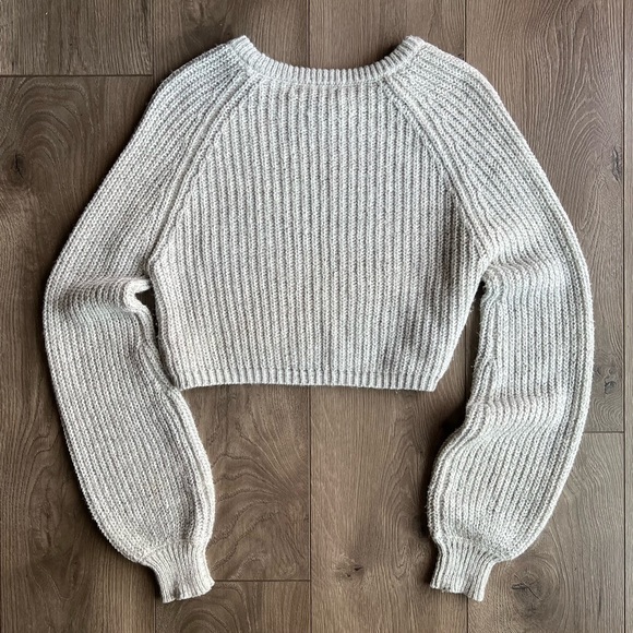 SOLD⚡️FOREVER 21 cropped knit sweater - Picture 4 of 5